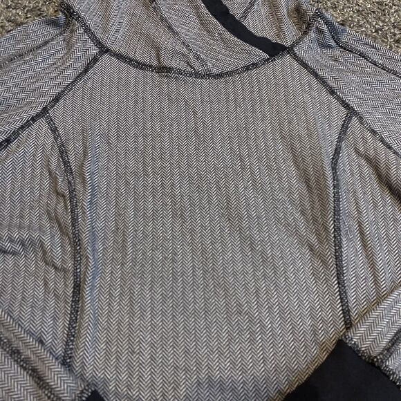 Lululemon Think Fast Hoodie Sweatshirt Top Women’s Size 6 Herringbone Gray Black - Picture 5 of 11